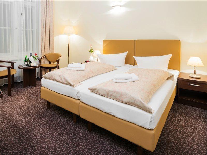 Upper Room Hotel Kurfuerstendamm Berlim Exterior foto