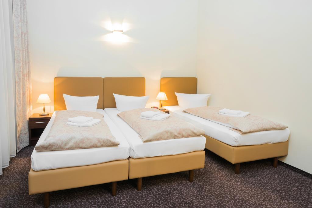 Upper Room Hotel Kurfuerstendamm Berlim Quarto foto